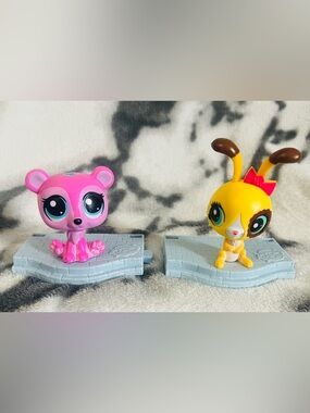 2015 Littlest Pet Shop (LPS)  McDonald's Happy Meal Toys - #2/# 6 of Series